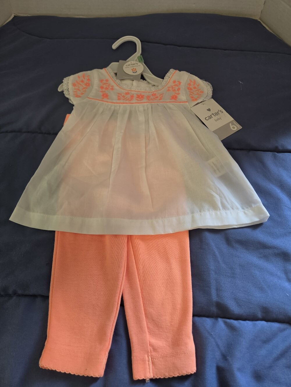 NWT-Carters 2pc 6 Month Outfit